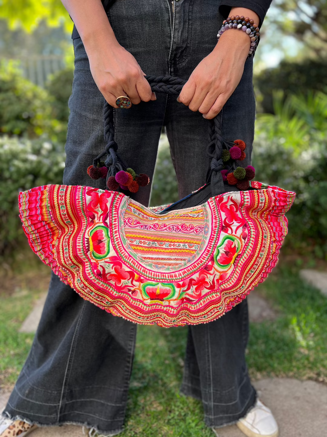 Cartera Thai Hmong