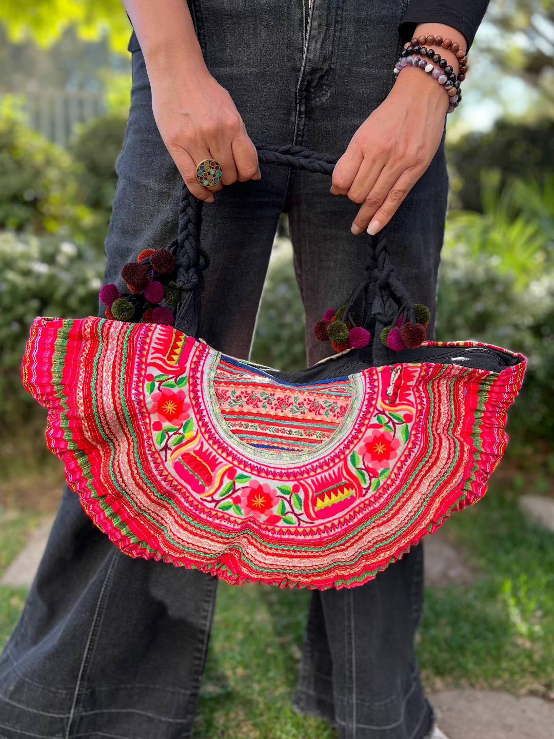 Cartera Thai Hmong