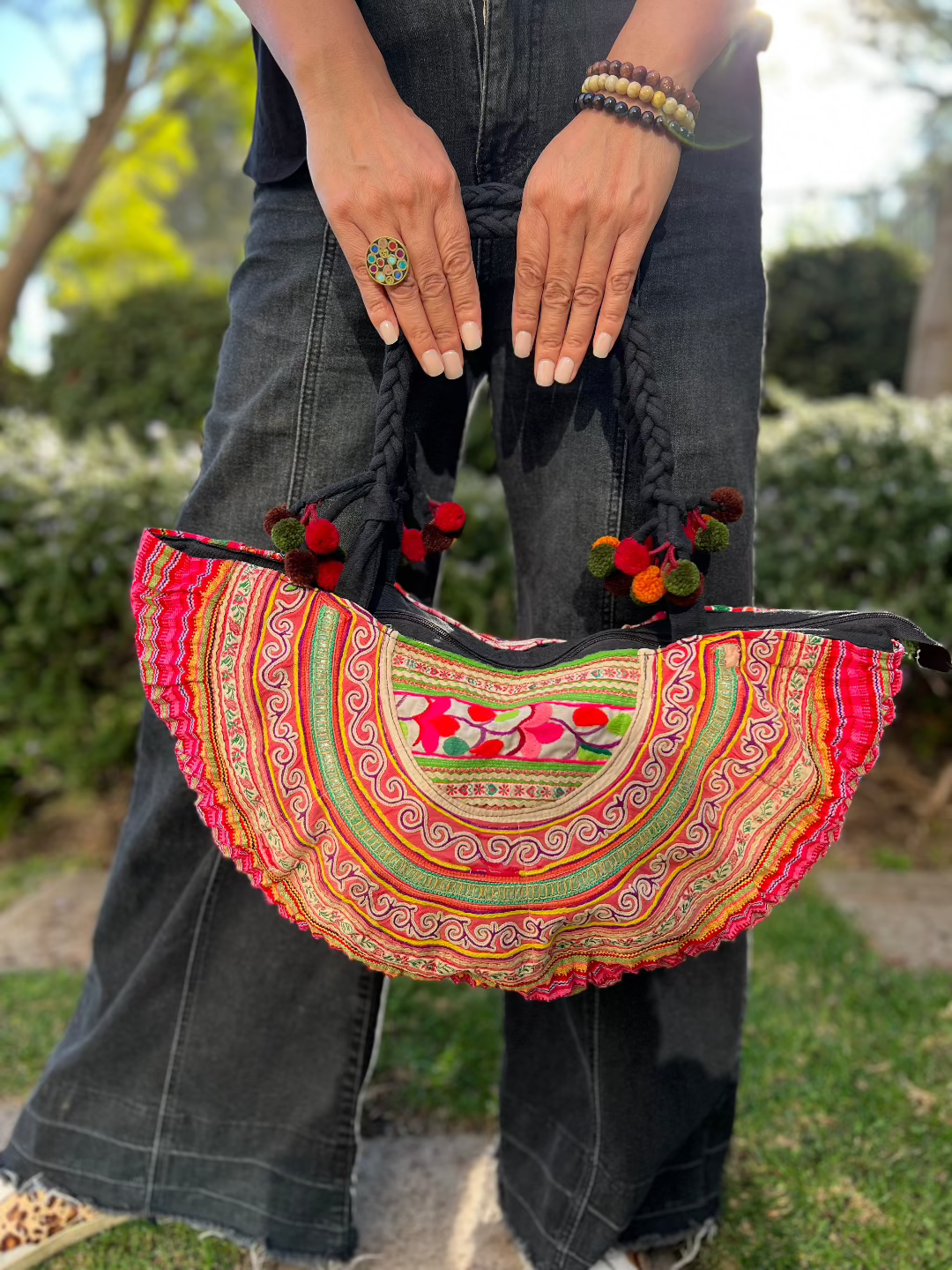 Cartera Thai Hmong