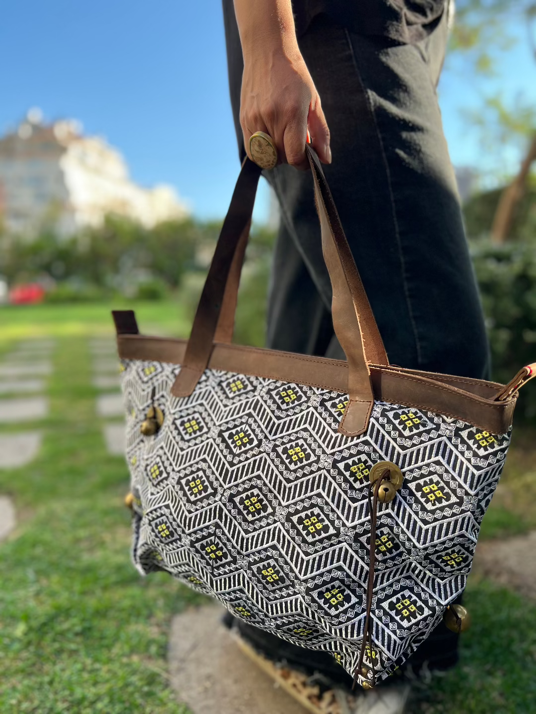 Maxi Cartera Thai Amarilla y Azul