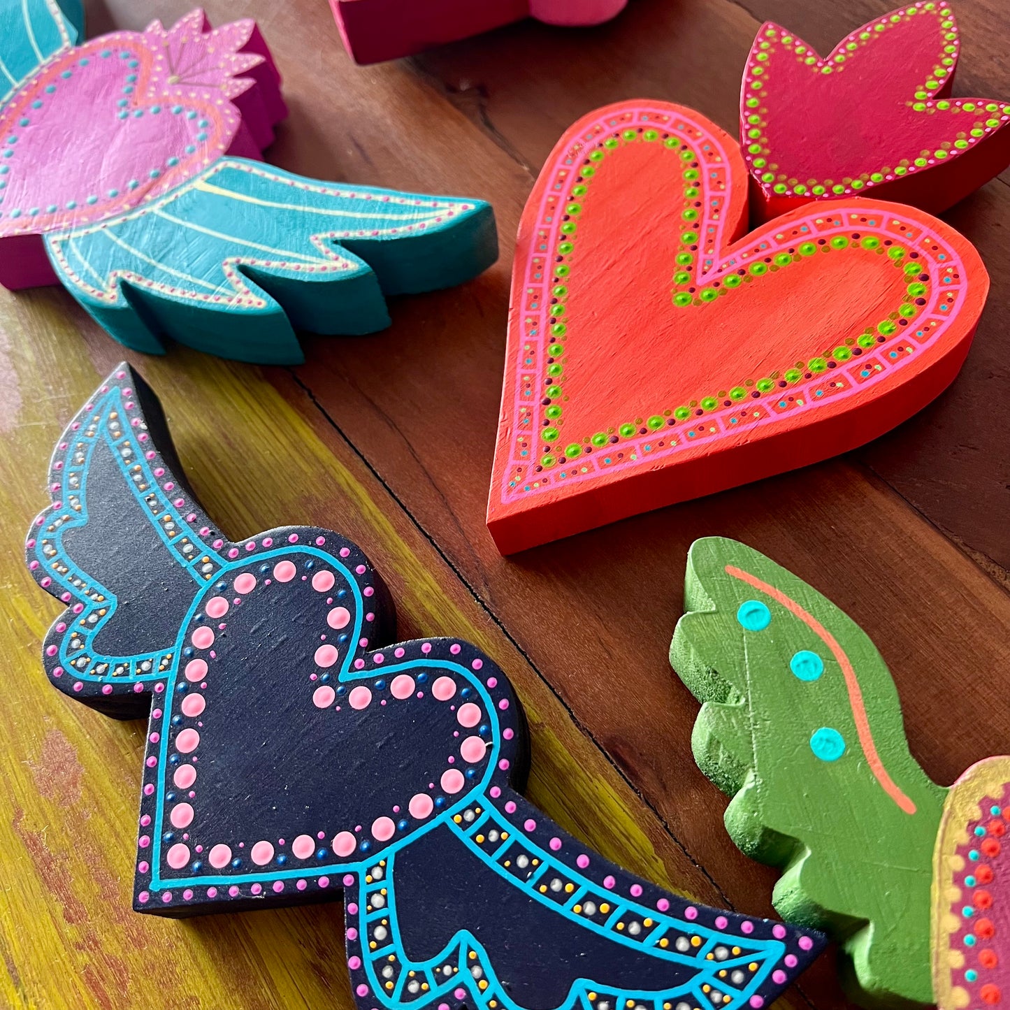 Corazones de Madera