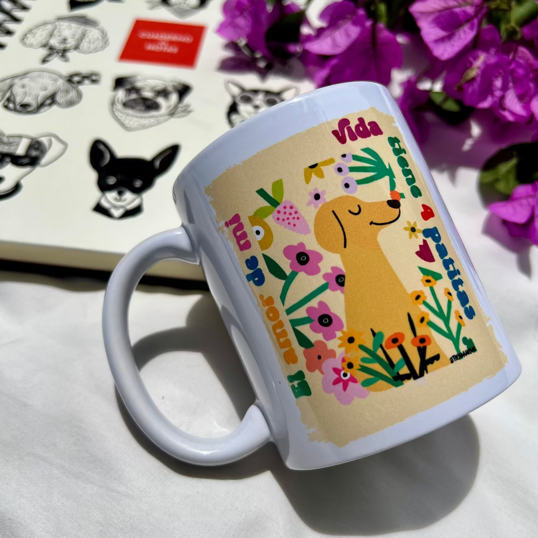Tazón "El amor de mi vida tiene 4 patitas" ☕ 🐾