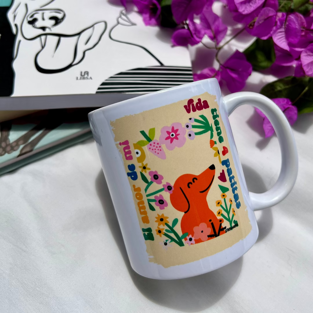 Tazón "El amor de mi vida tiene 4 patitas" ☕ 🐾
